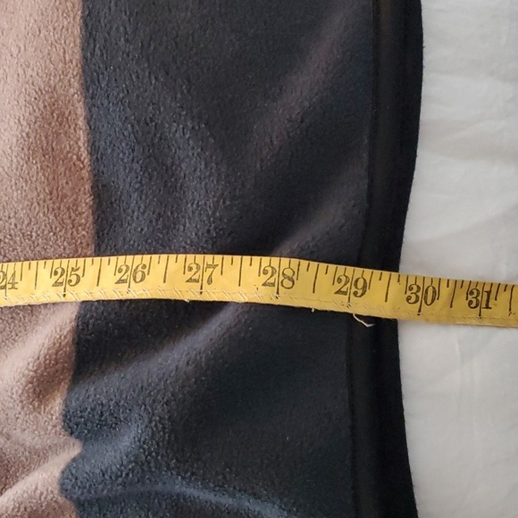 Serra Womens Blanket Fleece Shawl, One Size Toggle Side Close, Drape, Open Front - Picture 5 of 7